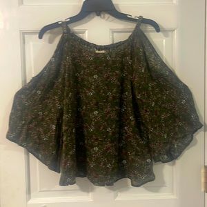 Pretty dark green print rayon top with shoulder openings. Junior size S.